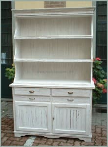 credenza con piattaia avorio shabby chic