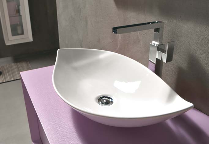 bagno design lavabo foglia ceramica