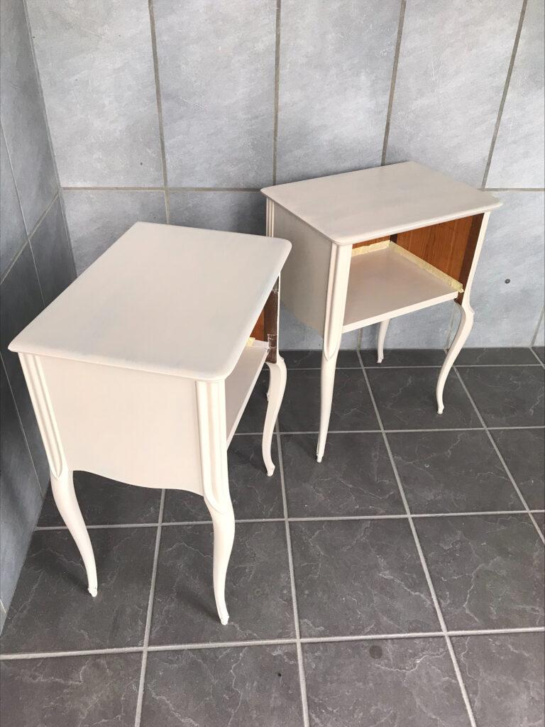 comodini in fase di lavorazione