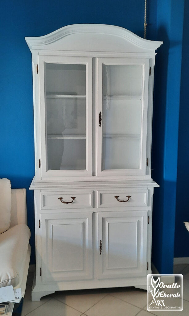 cristalliera mobile dipinto in bianco candido