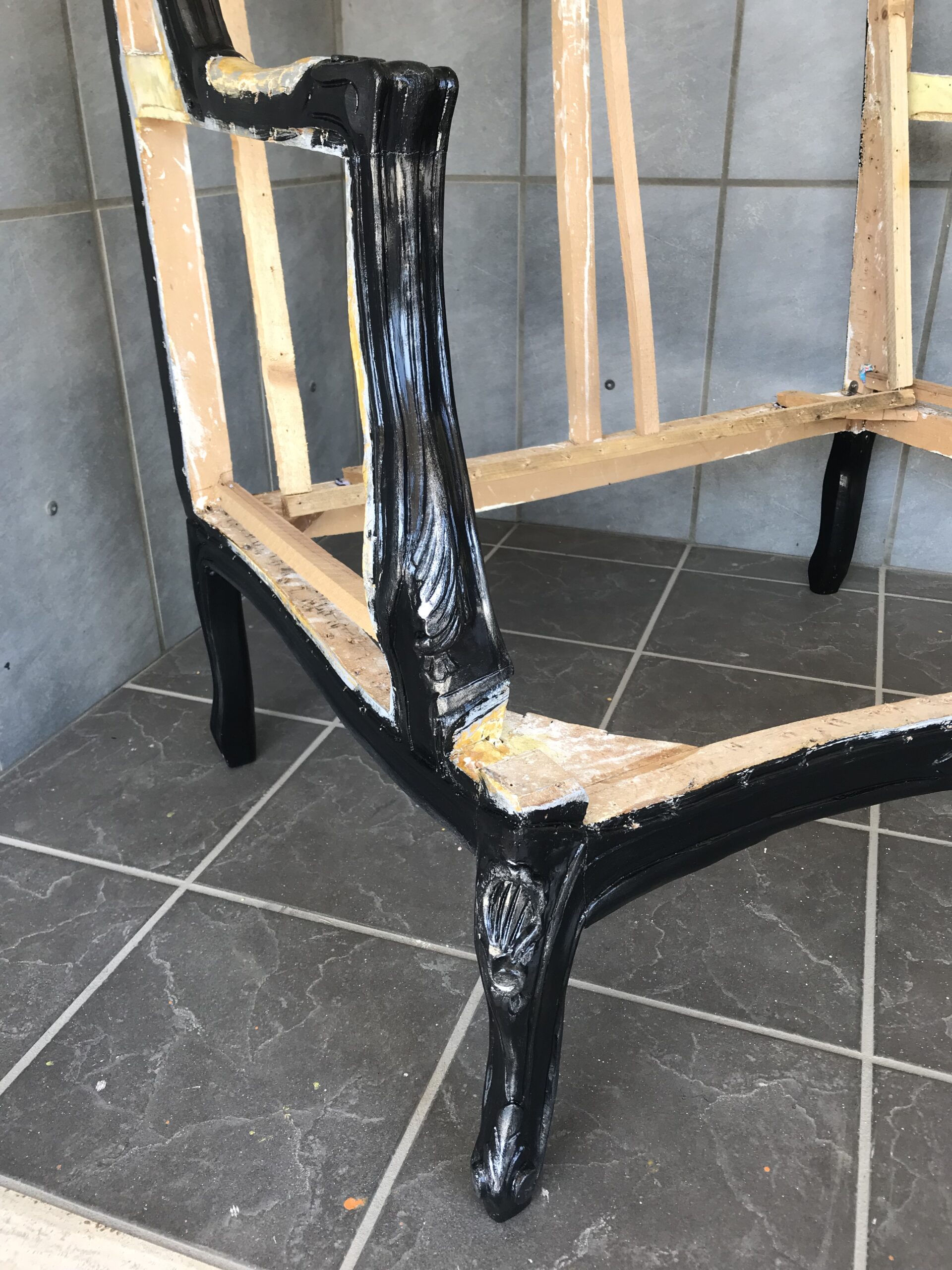 come rinnovare due vecchie poltrone