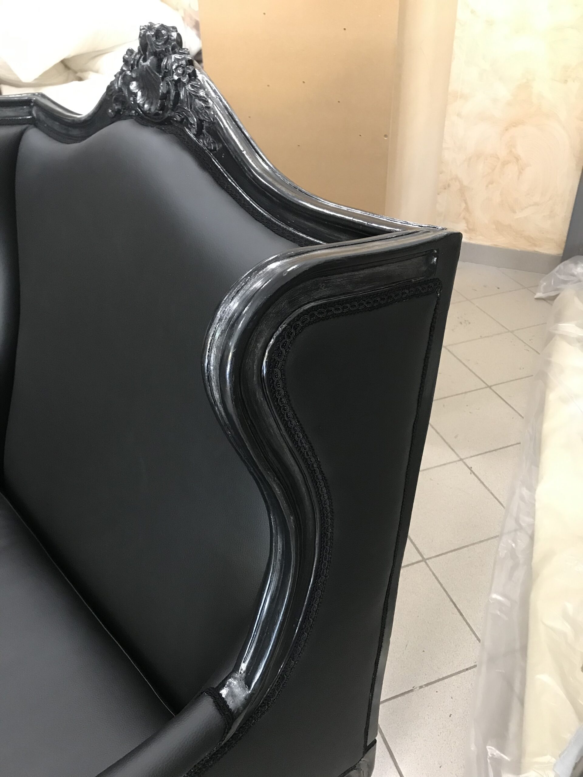 poltrona nera