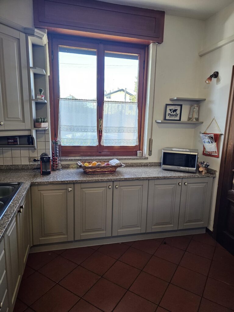un'altra cucina nuova
