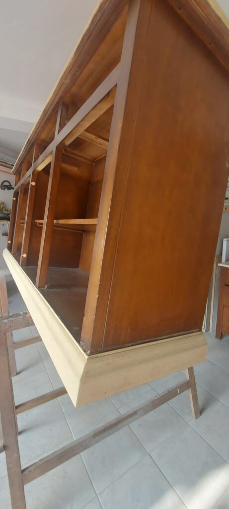 credenza arte povera