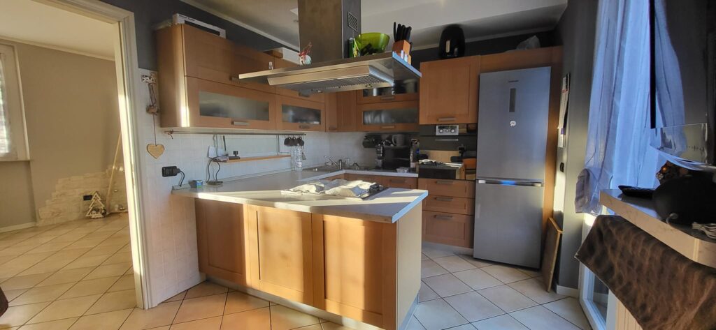 dopo 20 anni è il momento di cambiare la cucina