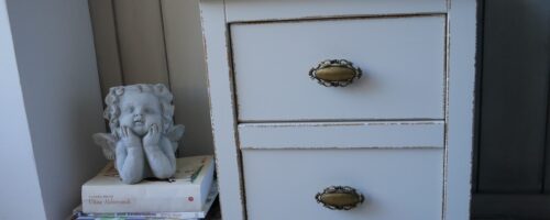 comodino piccolo shabby